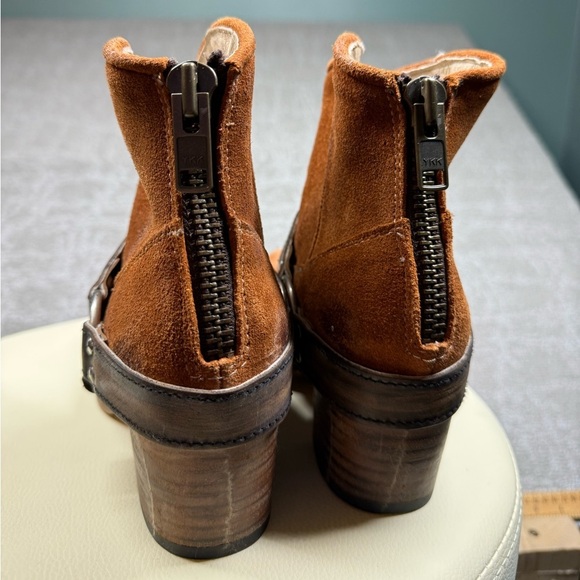 Free bird Spirit Suede Harness Moto Ankle Western Leather Boots Womens Sz 7 - Picture 2 of 10